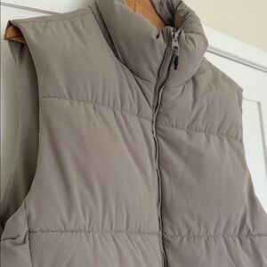 Zara Men's Beige Quilted Vest